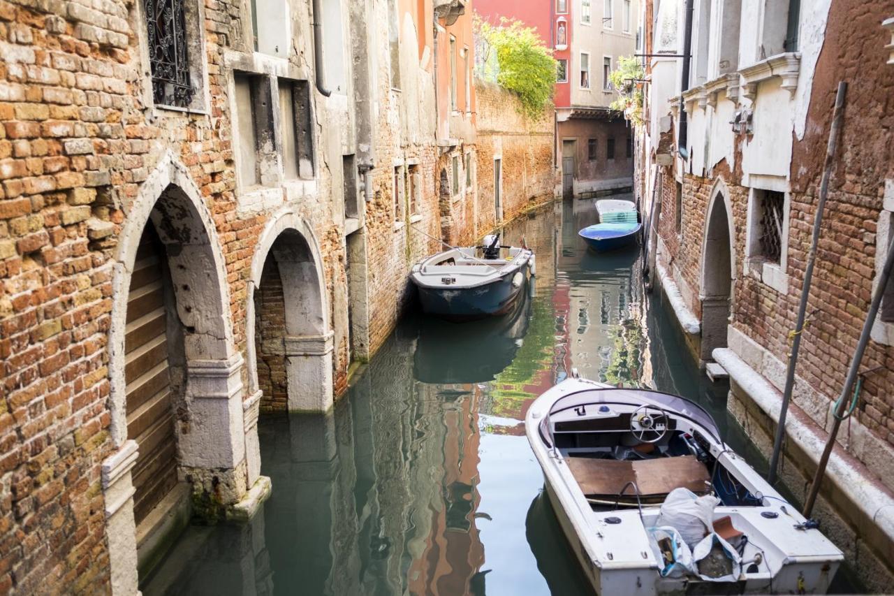 Apartamento Rialto Corte Dei Sansoni Canal View By Wonderful Italy Venecia Exterior foto