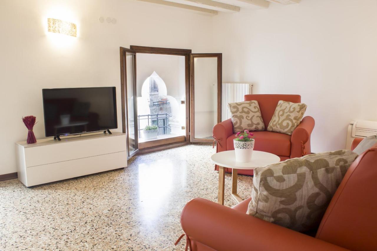 Apartamento Rialto Corte Dei Sansoni Canal View By Wonderful Italy Venecia Exterior foto